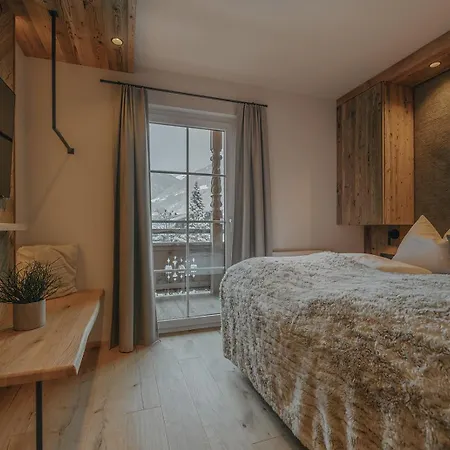 Brugger Chaletdorf Dağ evi Mayrhofen