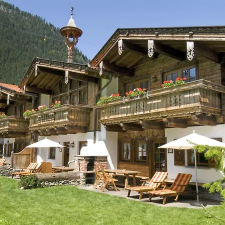 Brugger Chaletdorf * Mayrhofen