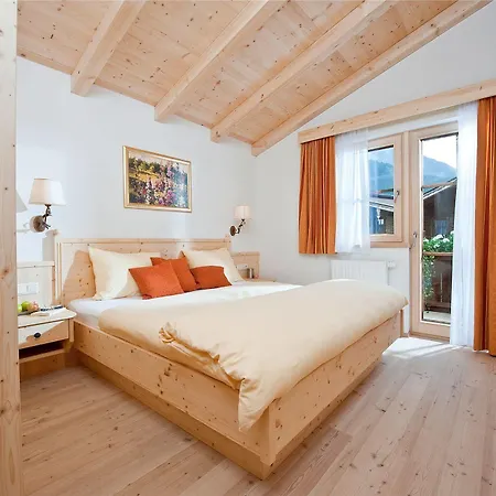 Brugger Chaletdorf Mayrhofen