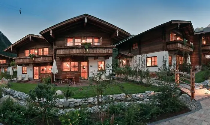 Dağ evi Brugger Chaletdorf