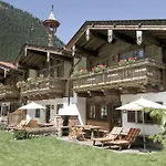 Brugger Chaletdorf * Mayrhofen
