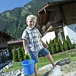 Brugger Chaletdorf * Mayrhofen